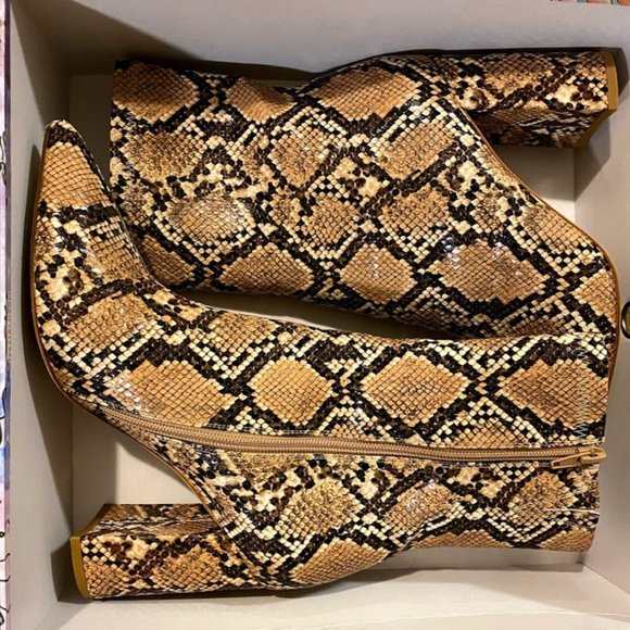 Snakeprint Siren-3 Pointy Toe Ankle Boot - Picture 2 of 5